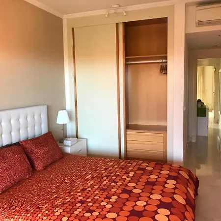 Residencia Martina 埃斯特波纳