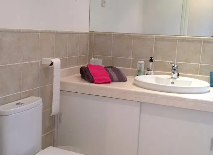 Residencia Martina Apartamento *